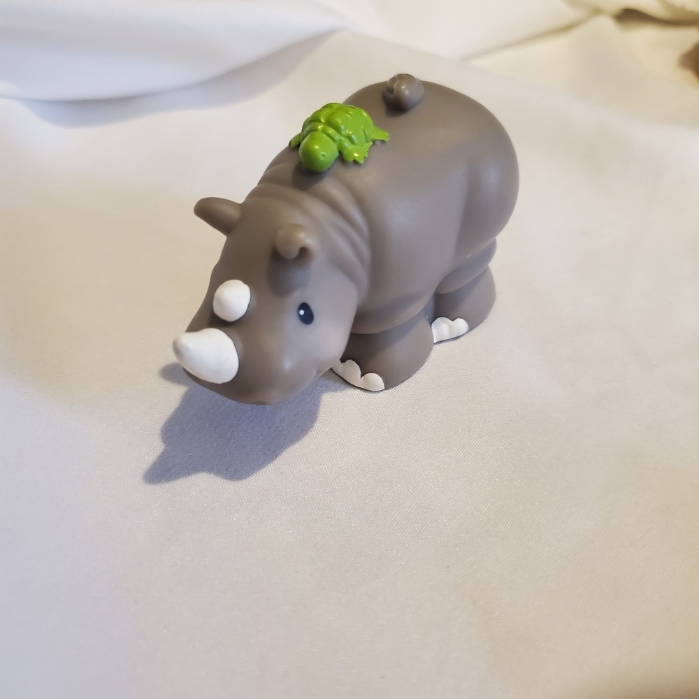 Fisher Price‎ Little People Noah's Ark Replacement Hippo with Bird Figure